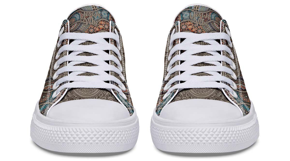 Ornate Flower Grey