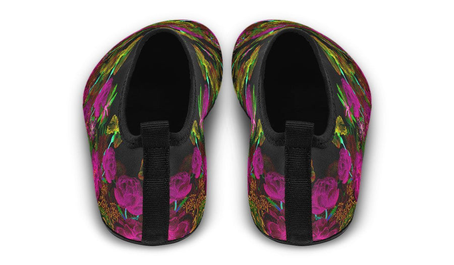 Flowers And Dragonfly Black