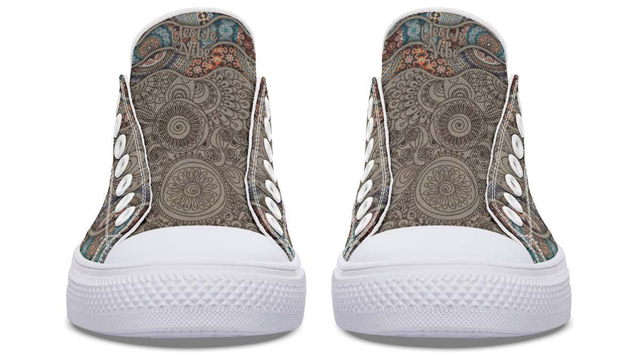 Ornate Flower Grey